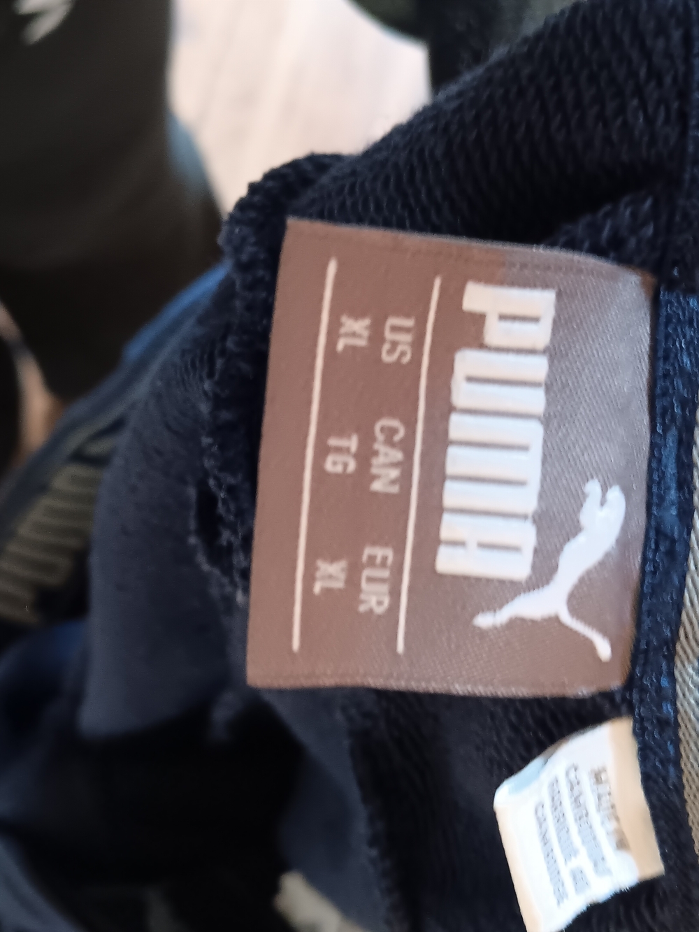 Puma Men's Size XL, Navy Blue Fade Jogger Pants - Picture 3 of 3